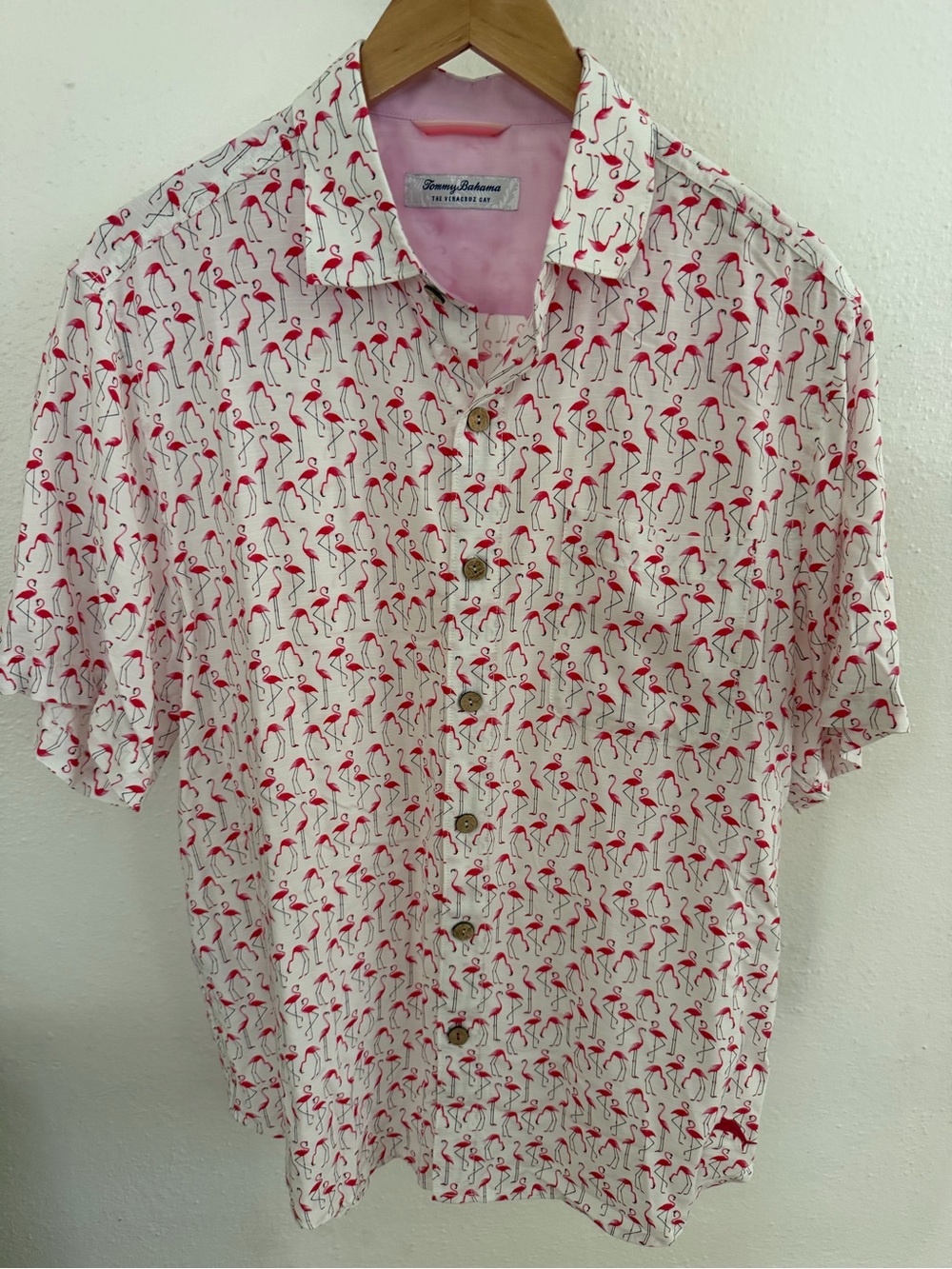 Tommy Bahama Veracruz Cay Flamingo Print Camp Shirt Men’s M Pink White